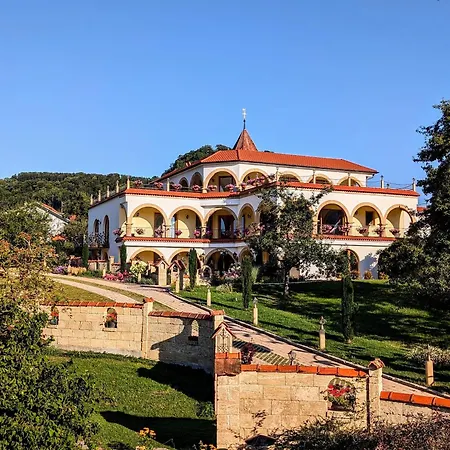 Haus Einhorn Lejlighedshotel 3*