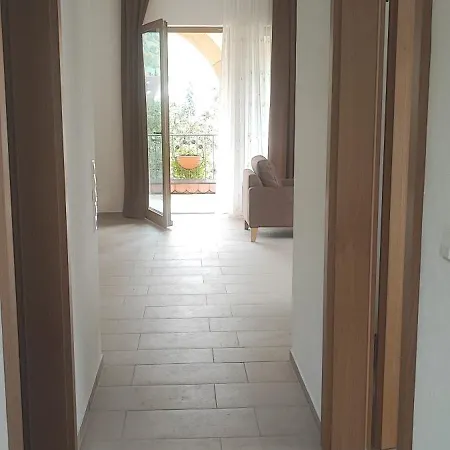 Haus Einhorn Lejlighedshotel