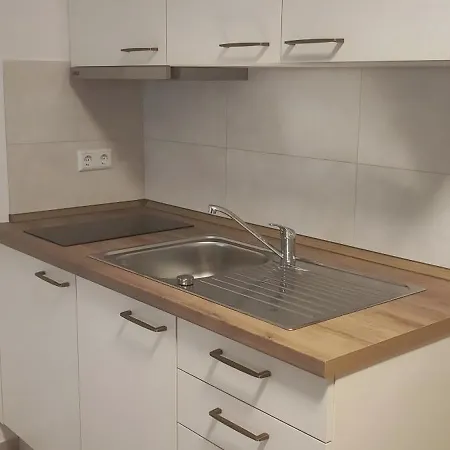 Haus Einhorn Lejlighedshotel