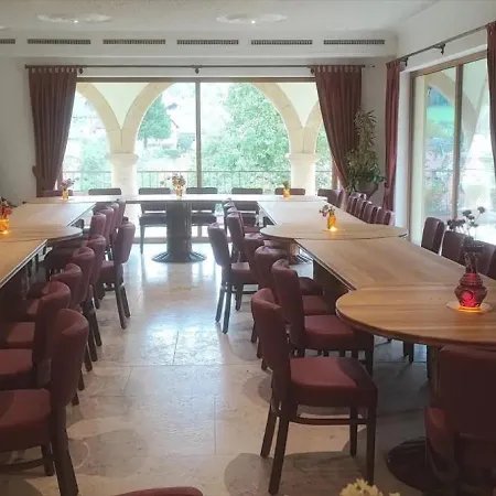 Haus Einhorn Lejlighedshotel