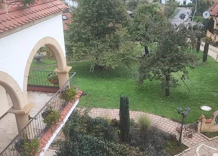 アパートホテル Haus Einhorn